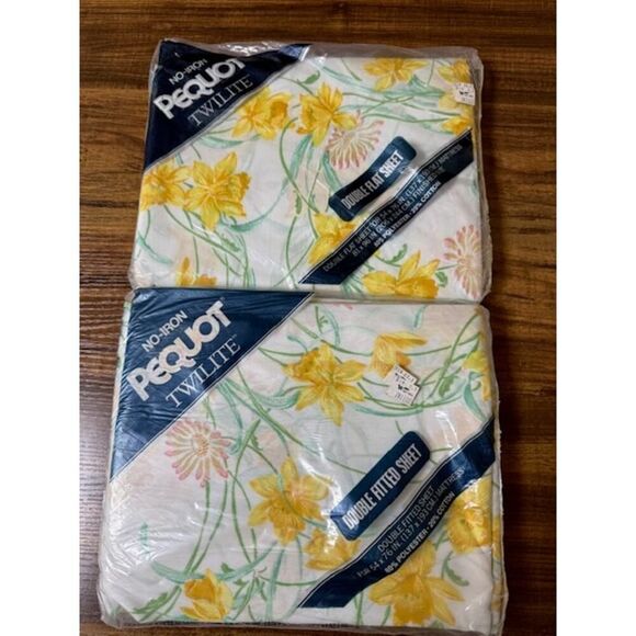 Pequot Twilite fitted and flat sheet Daffodil New Vintage - Full Size - Picture 1 of 5